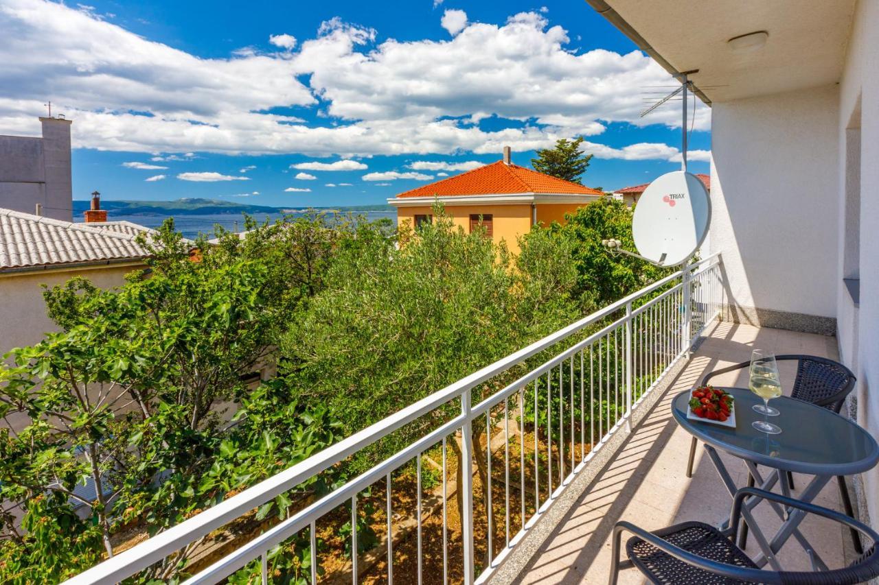 Azur Novi Vinodolski Exterior photo